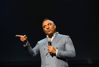 Comedy star Russell Peters to launch Dubai Arena on June 6